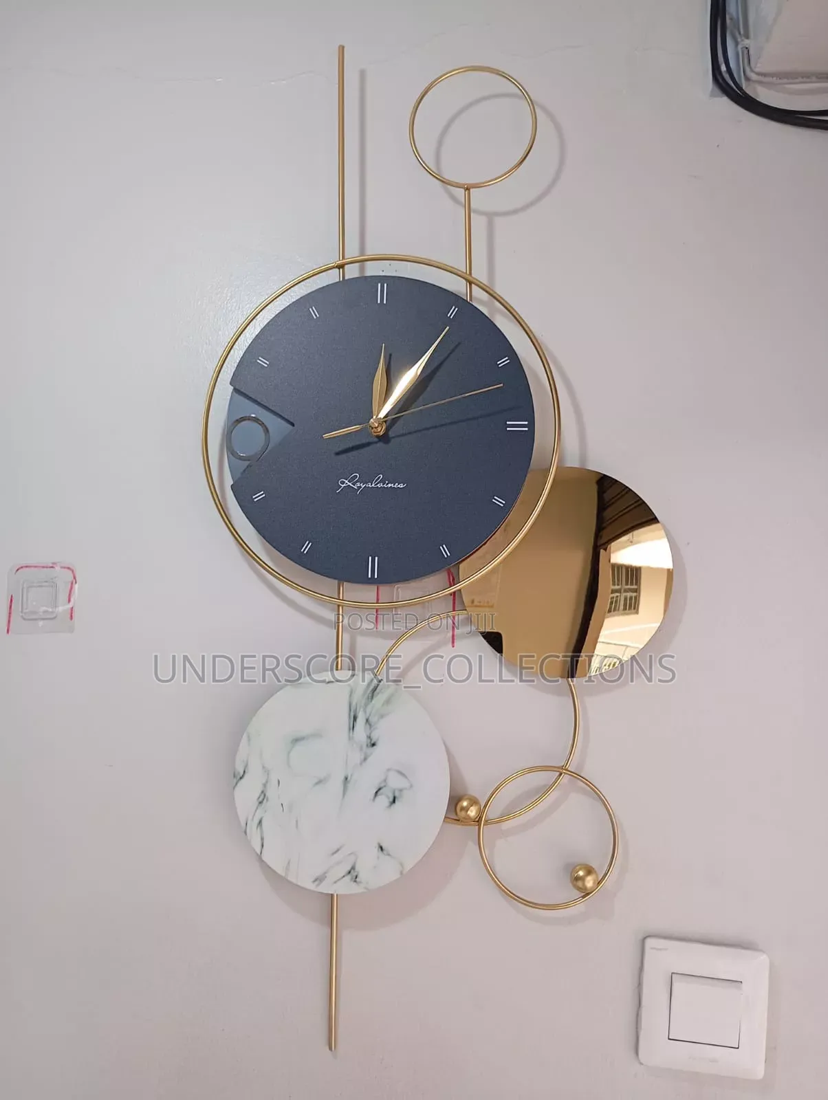 Silent Sweeping Wall Clock