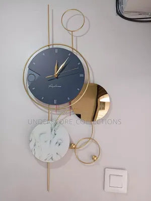 Silent Sweeping Wall Clock