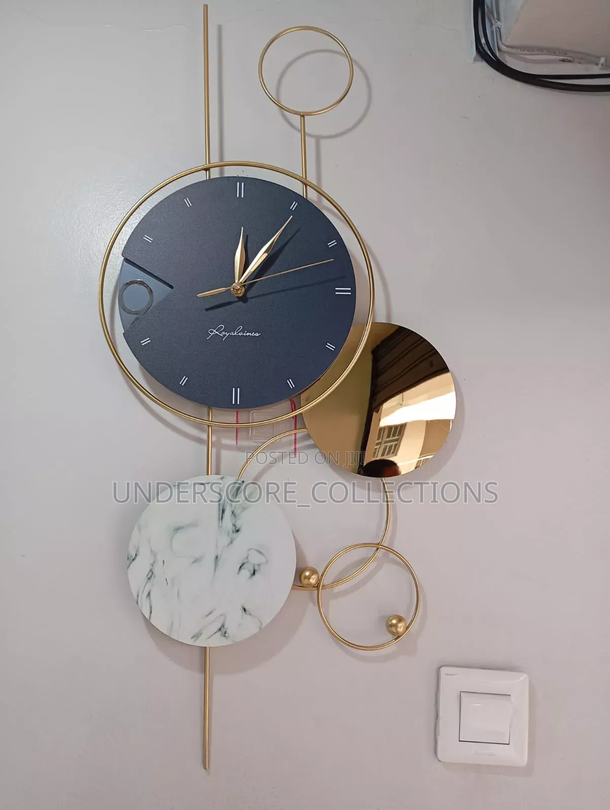 Silent Sweeping Wall Clock