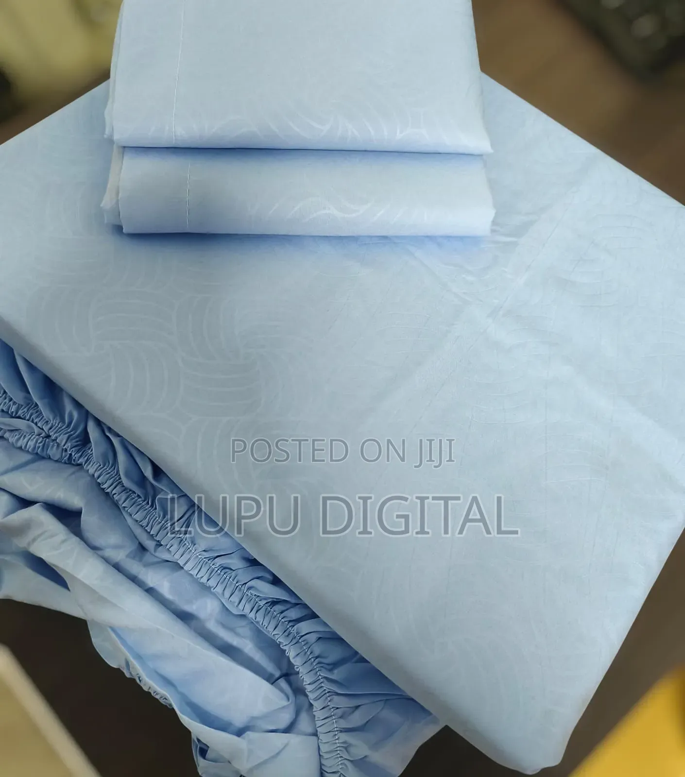 Plain Patterned Fitted Bedsheets*
Size 6by7.
One Fitted Bedsheets