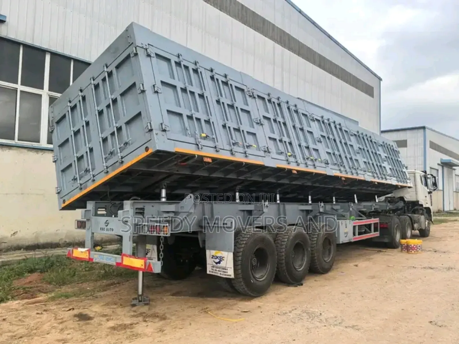 Highsided, Containerised Trailers Are Accessible