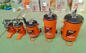 Chetak Grease Gun/Buckets 3kg/5kg/10kg/20kg Available