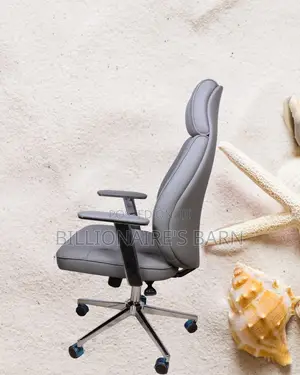 Durable Grey Executive Leather Office Chair — Boosts Posture Focus