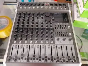 Mv800 8 Channel Plain Mixer Mixer