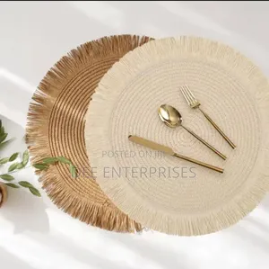 High-Quality Woven Table/Placemats.