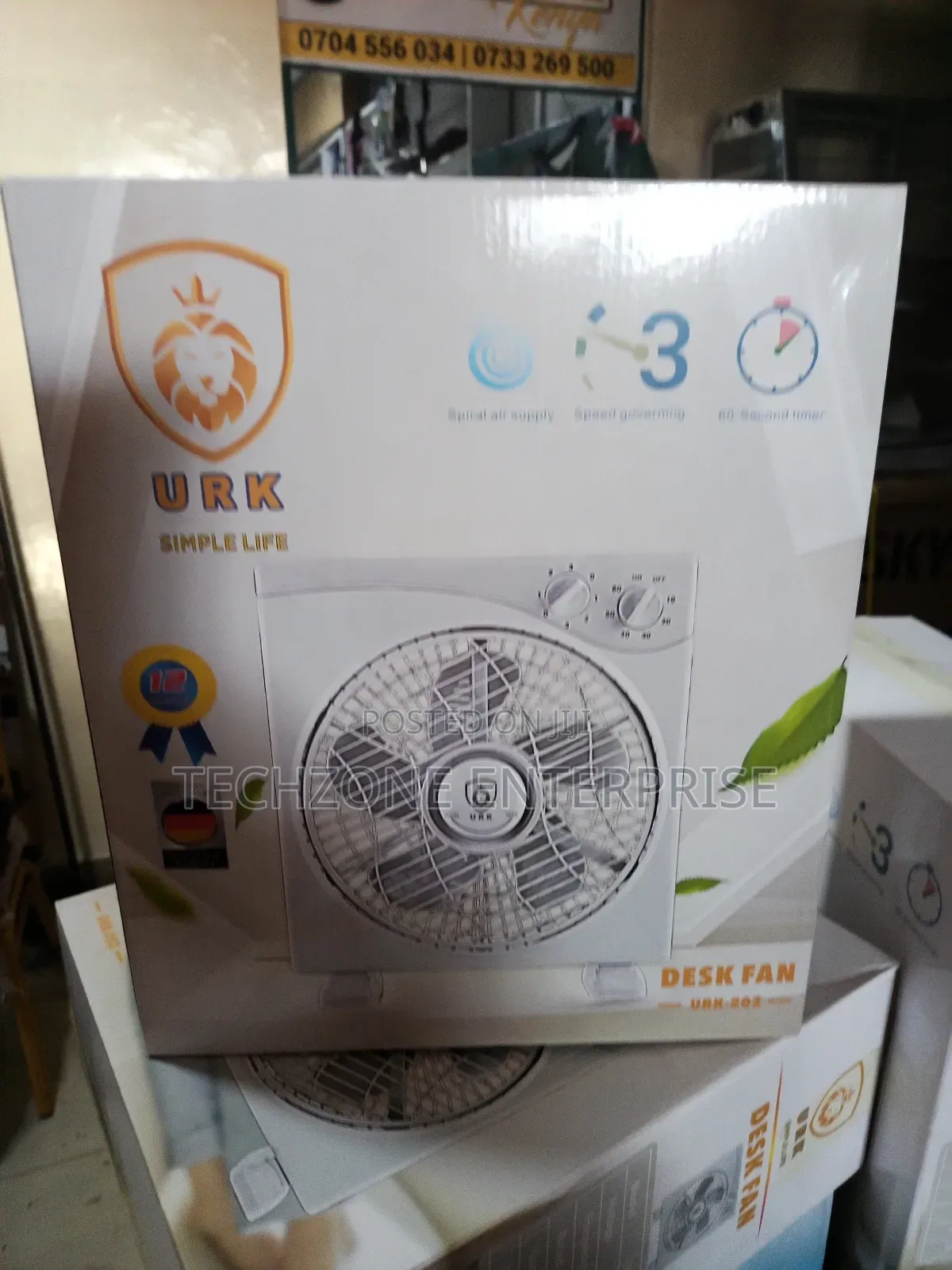 Urk Box Desk Fan With Adjustable Speeds