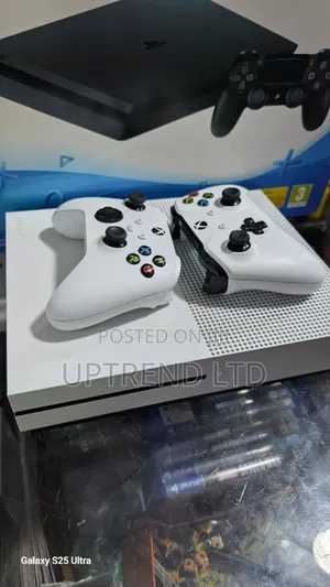Microsoft White Xbox One S Two Controllers