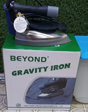 High Quality Steam Iron Box / Steam Iron