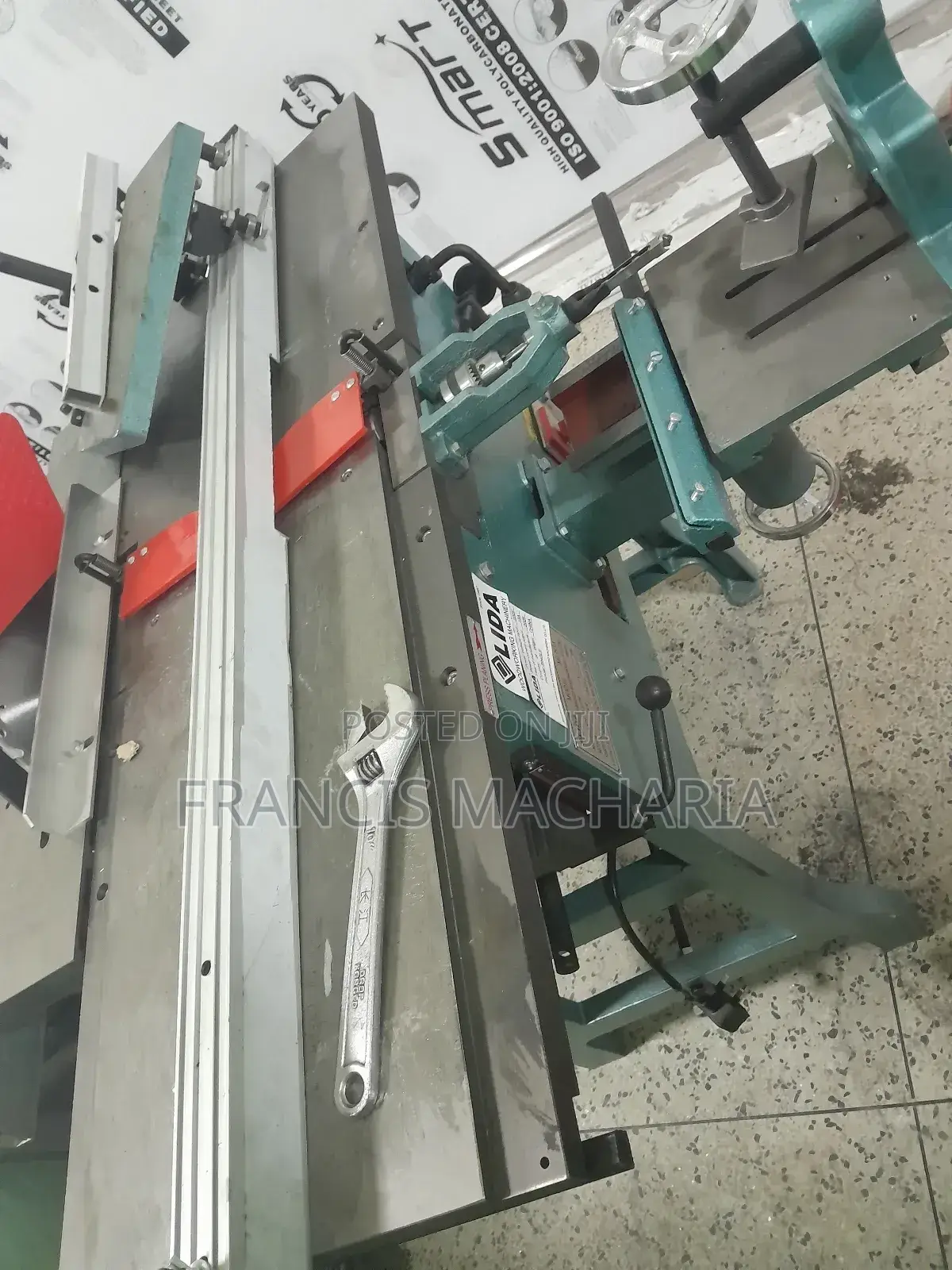 Linda Wood Working Machine
