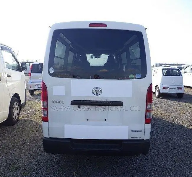 Toyota HiAce 2020 White
