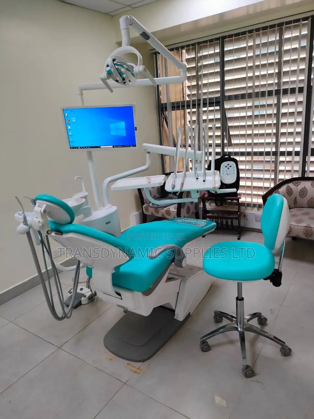 Reclining Dental Unit
