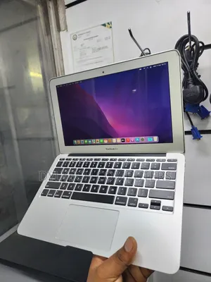 Laptop Apple MacBook Air 8GB Intel Core I5 SSD 128GB