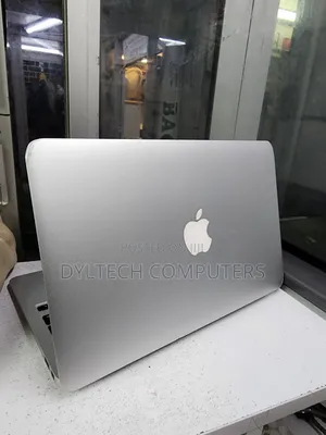 Laptop Apple MacBook Air 8GB Intel Core I5 SSD 128GB
