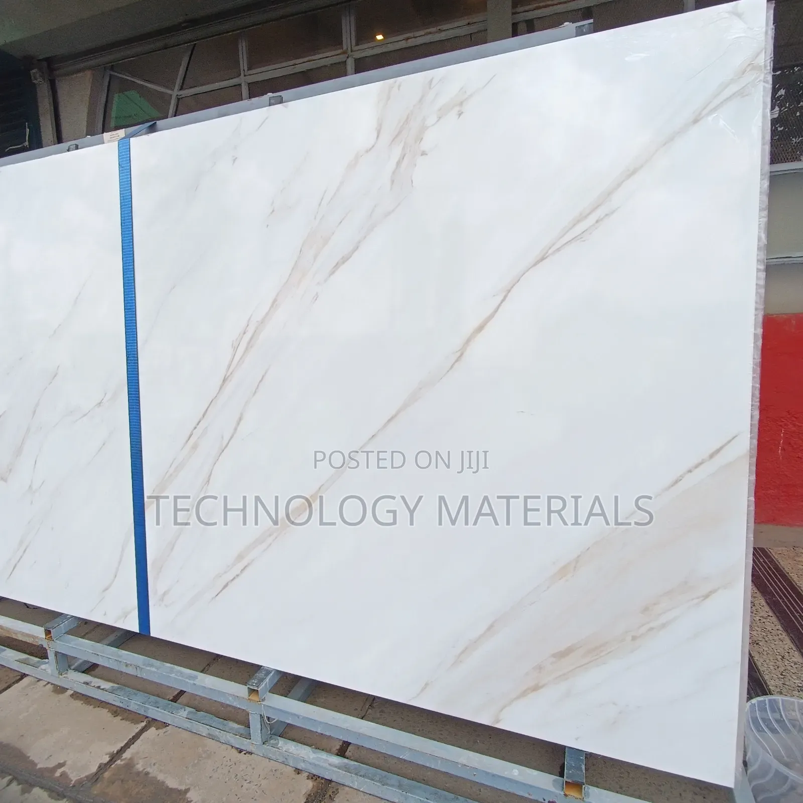 Marvel Gold Sintered Stone(Glossy)