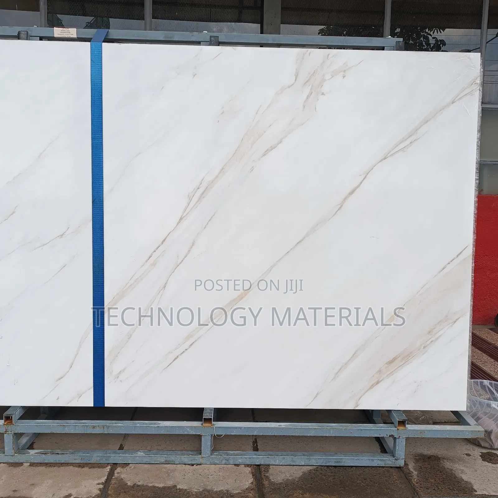 Marvel Gold Sintered Stone(Glossy)