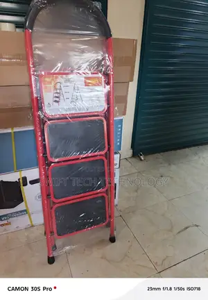 4 Step Ladder Steel Ladder Foldable and Portable