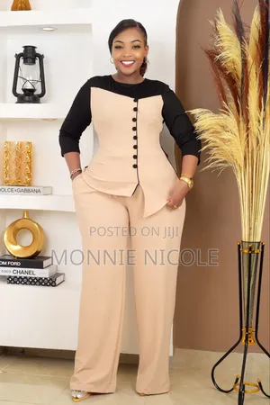 Quality 2pc Set. Top And Trouser.