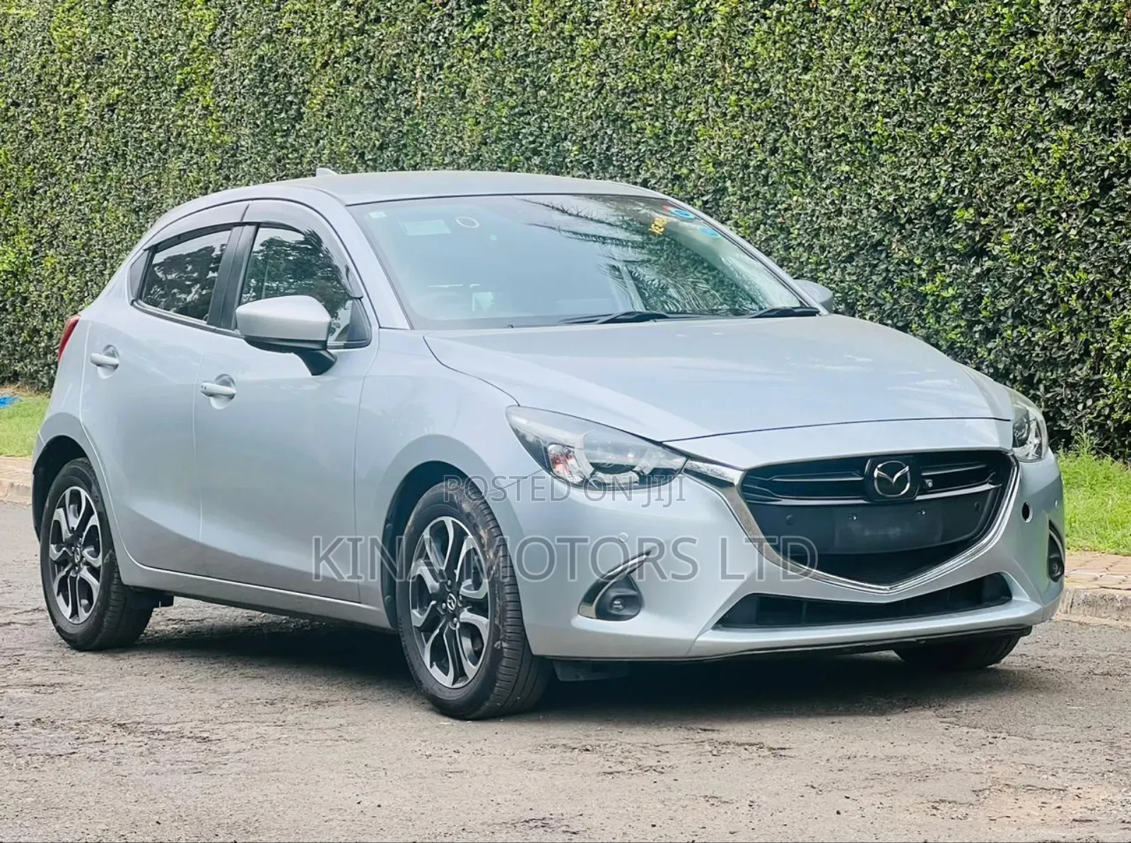 Mazda Demio 2018 Off white