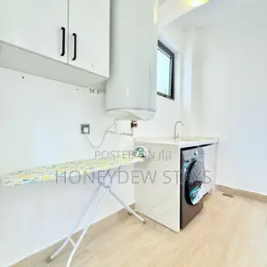 Furnished Luxury 3br Apartment at Riverside Square