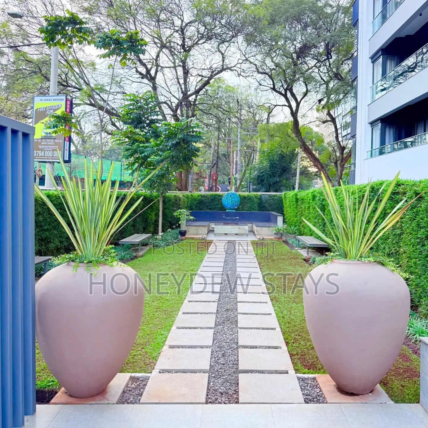 Furnished Luxury 3br Apartment at Riverside Square