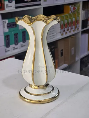 Golden Luxury Flower Vases