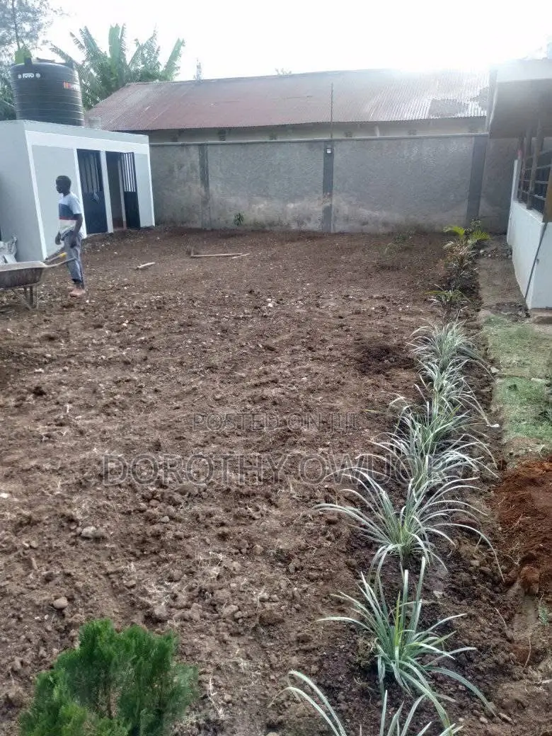 Bustanini Landscapers