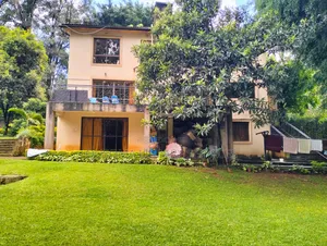 Furnished 4bdrm Mansion in Lavington for sale