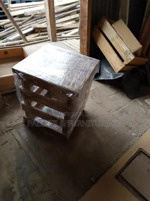 Pine Wood Stool