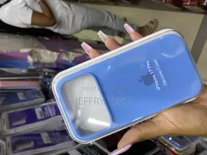Mougbers Apple iPhone 17 Pro Liquid Silicone Back Case
