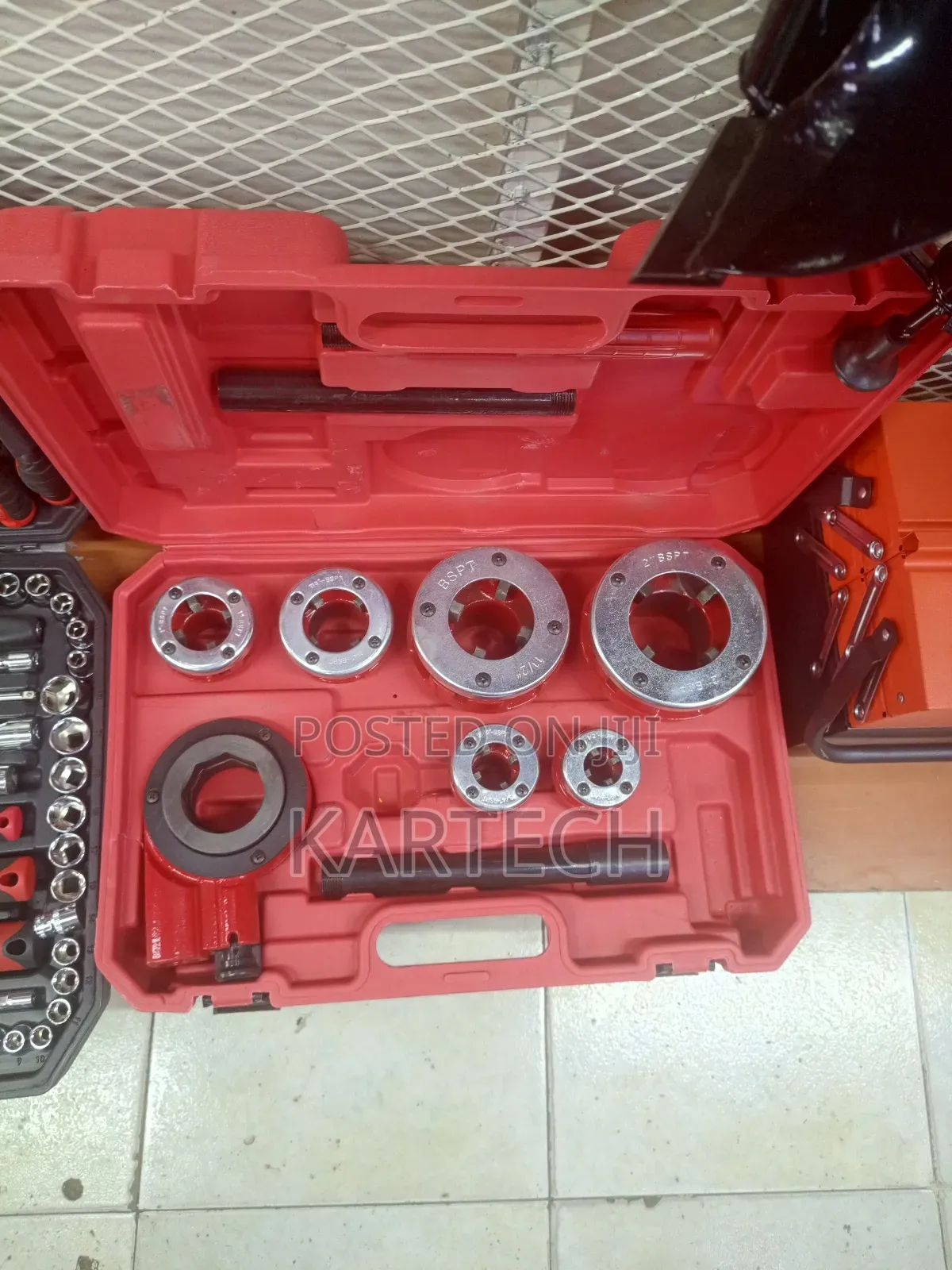 Manual 2 Inch Ratcheting Pipe Threading Tool Kit