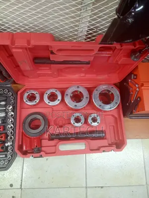 Manual 2 Inch Ratcheting Pipe Threading Tool Kit