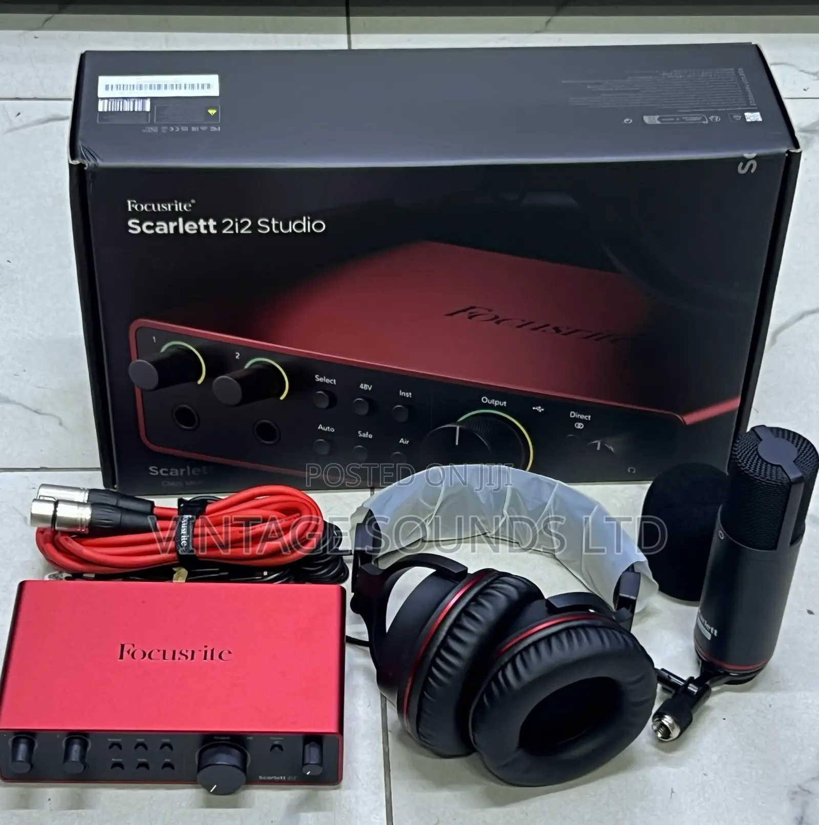 Focusrite Scarlett 2i2 Usb-C Audio Interface (4th Gen) Bundle