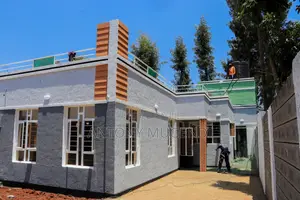 Furnished 5bdrm Bungalow in Mugutha, Murera for sale