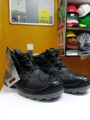 Industrial Breathability Boots for Safety