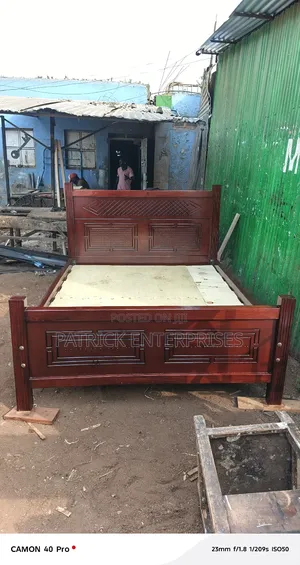 Modern King Size Bed 5 By 6 Fitt