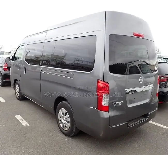 Nissan Caravan (Urvan) 2018 Grey