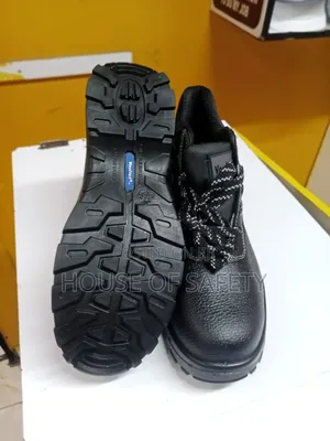 Vaultex Style Selection Boot and Footwear