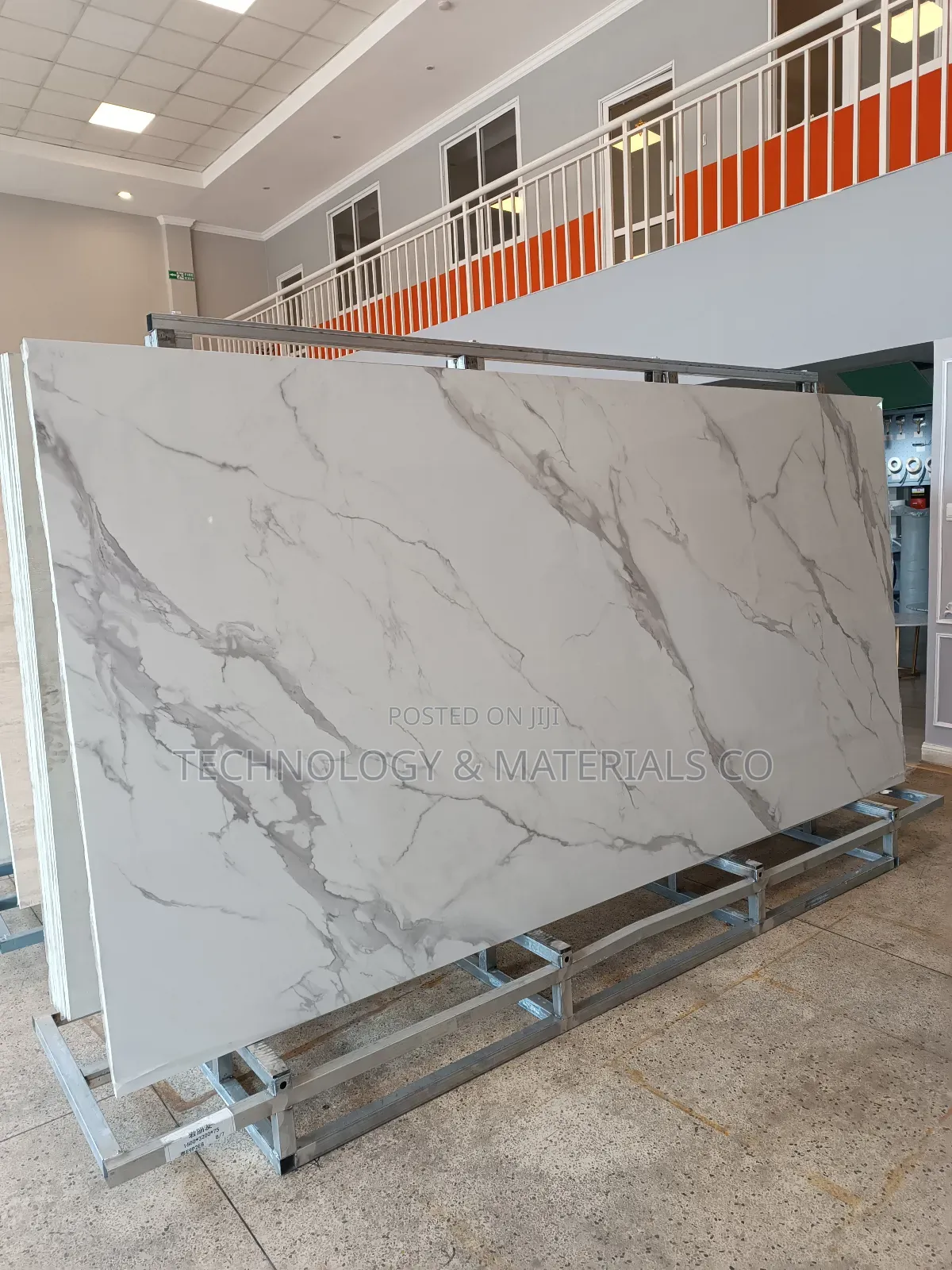 Sculpture Grey Sintered Stone