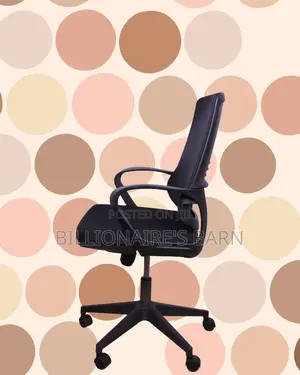 Black Ergonomic Mesh Office Chair (Supportive) — Moving Fast