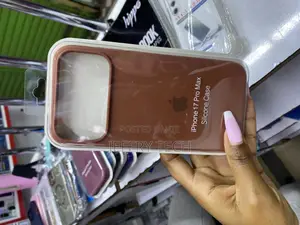 Masert iPhone 17 Pro Max Solid Color Liquid Silicone Phone Case