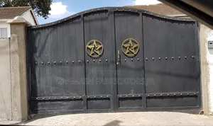 Durable Driveway Gate – Secure Stylish
