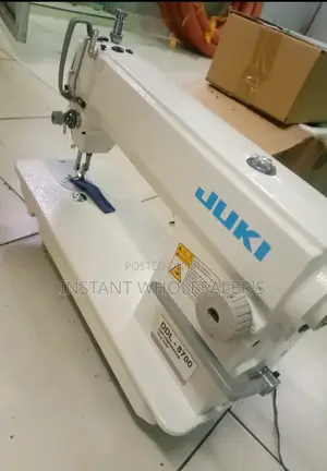 Industrial Electric DDL 8700 Sewing Machine Complete