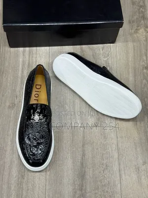 Quality Casual Slip on Wetlook Leather White Sole Shoes