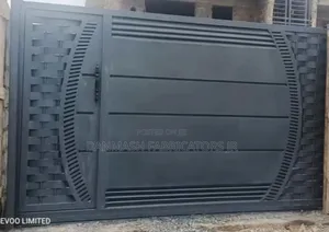 Strong Steel Compound Gate