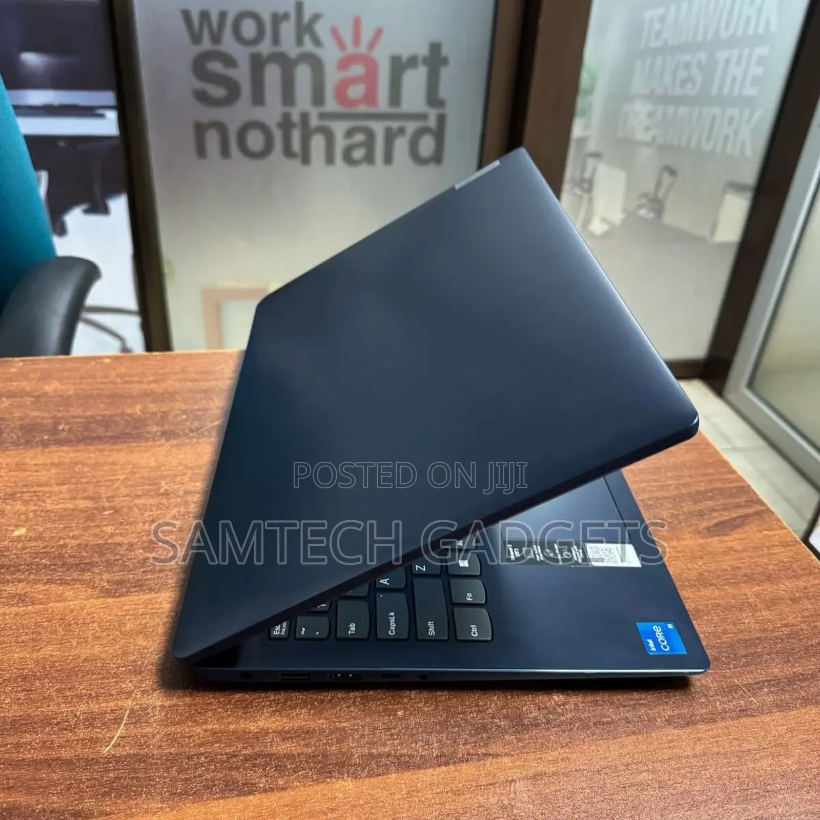 Laptop Lenovo Ideapad 3 24GB Intel Core I5 HDD 1T