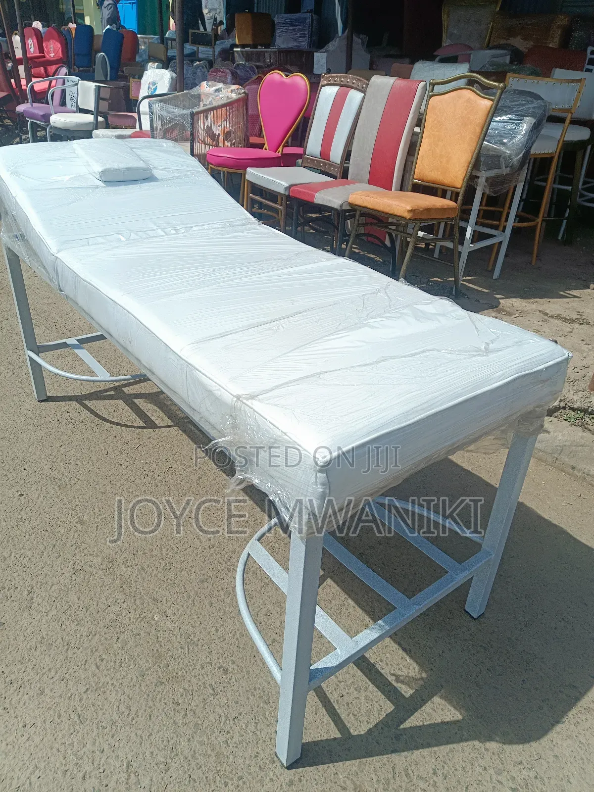 Massage White Bed ,
