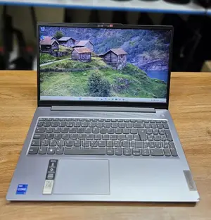 Laptop Lenovo Ideapad 3 16GB Intel Core i7 SSD 512GB