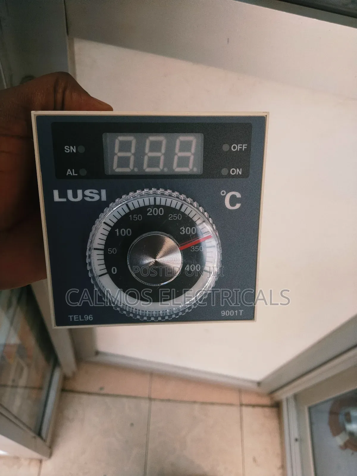Digital Temperature Controller