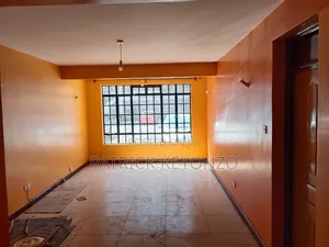 3bdrm Apartment in Green Court, Gateway Mall Area for rent