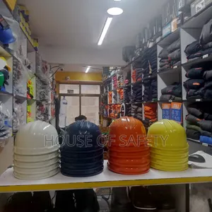 Easy To Clean Safetywear Helmets